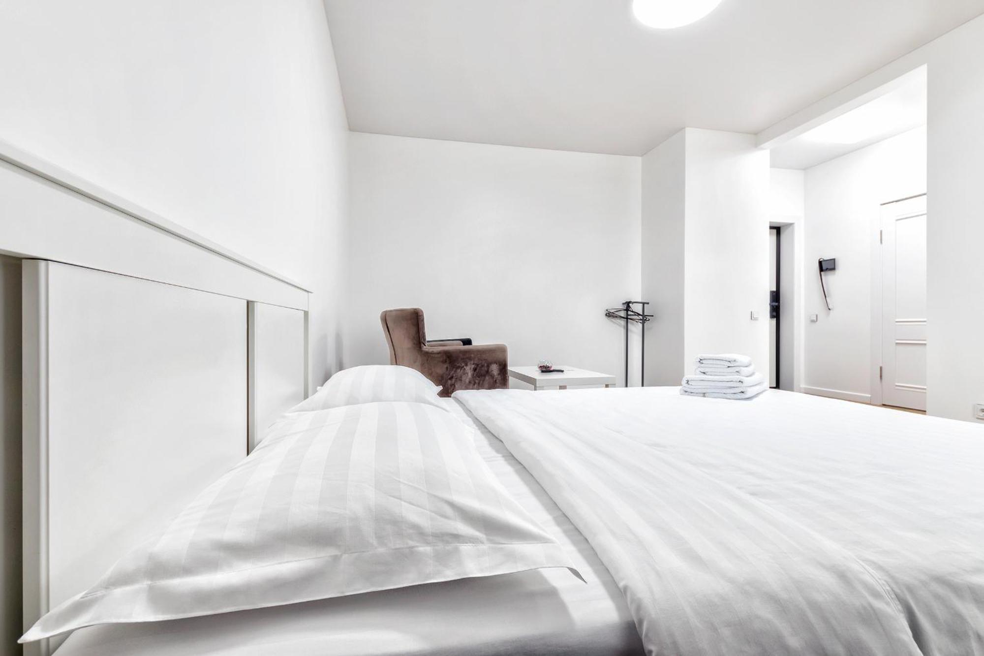 Raisson Aparthotel G84 Хан Шатыр Astana Buitenkant foto