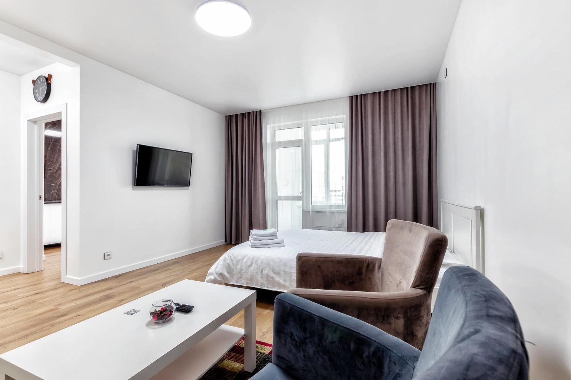 Raisson Aparthotel G84 Хан Шатыр Astana Buitenkant foto