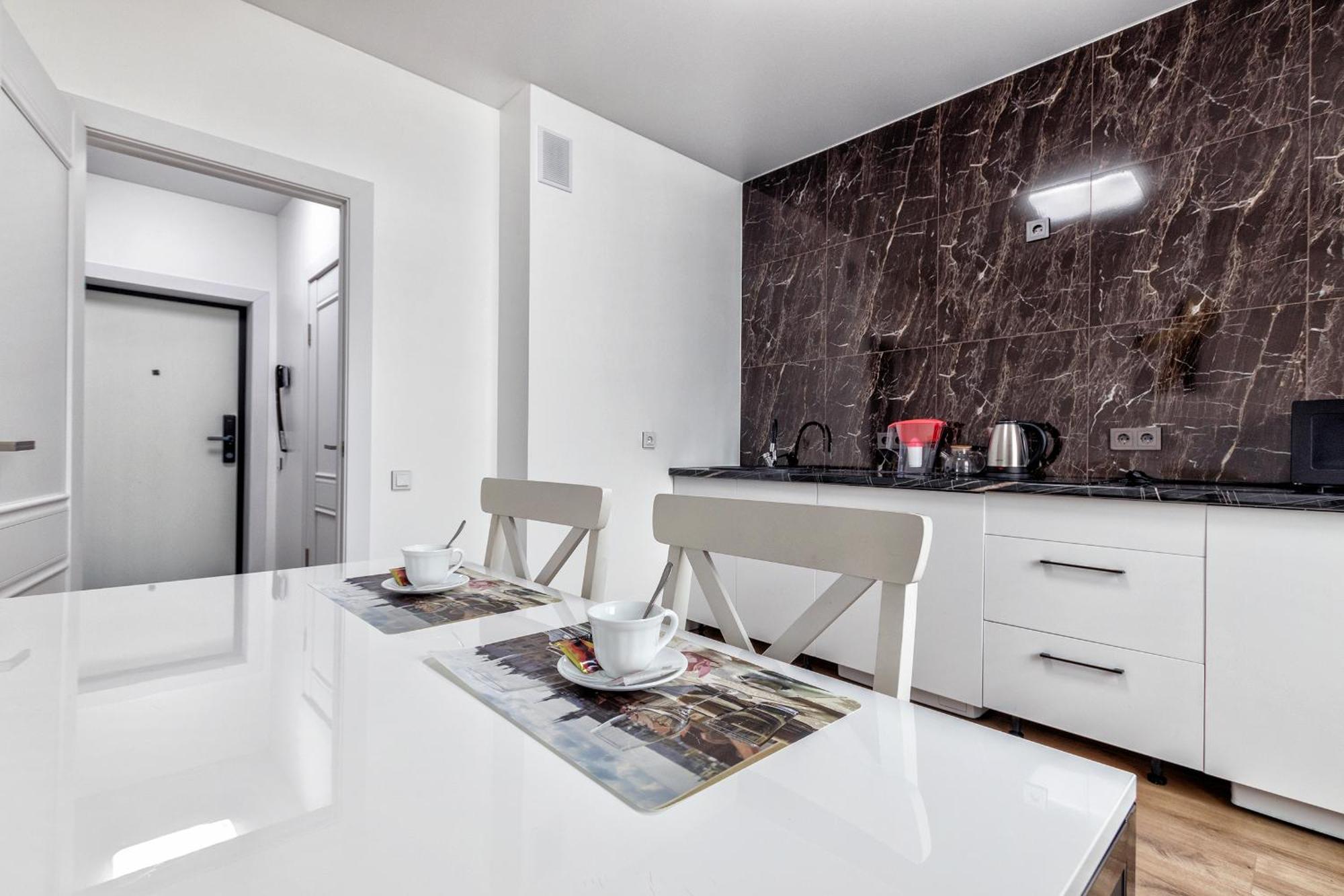 Raisson Aparthotel G84 Хан Шатыр Astana Buitenkant foto
